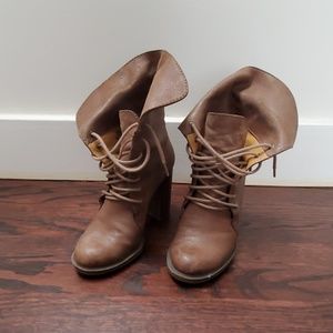 Vaditcha Nine West Boots